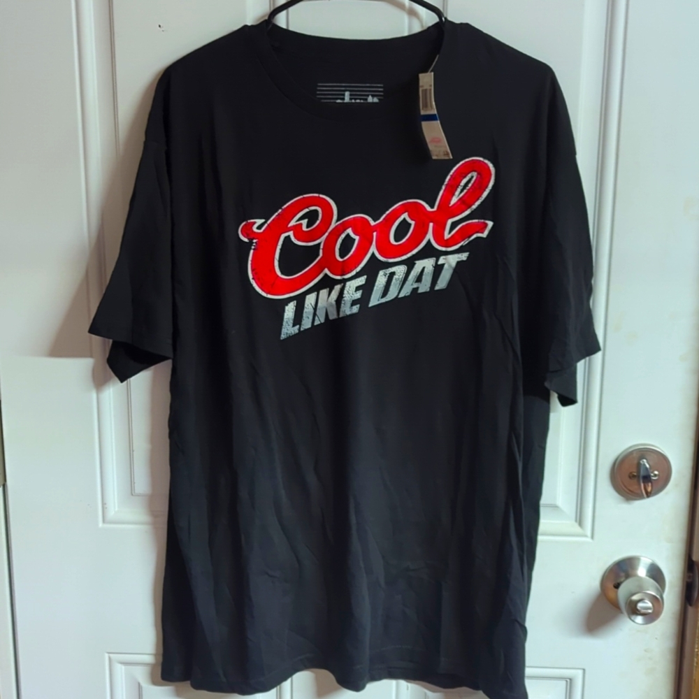 Horizon NY tee, print on front nwt